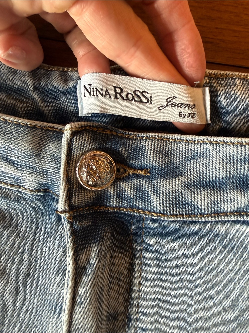 High-Rise Light Blue Wide-Leg Jeans with Side Button Detail - Picture 5 of 16